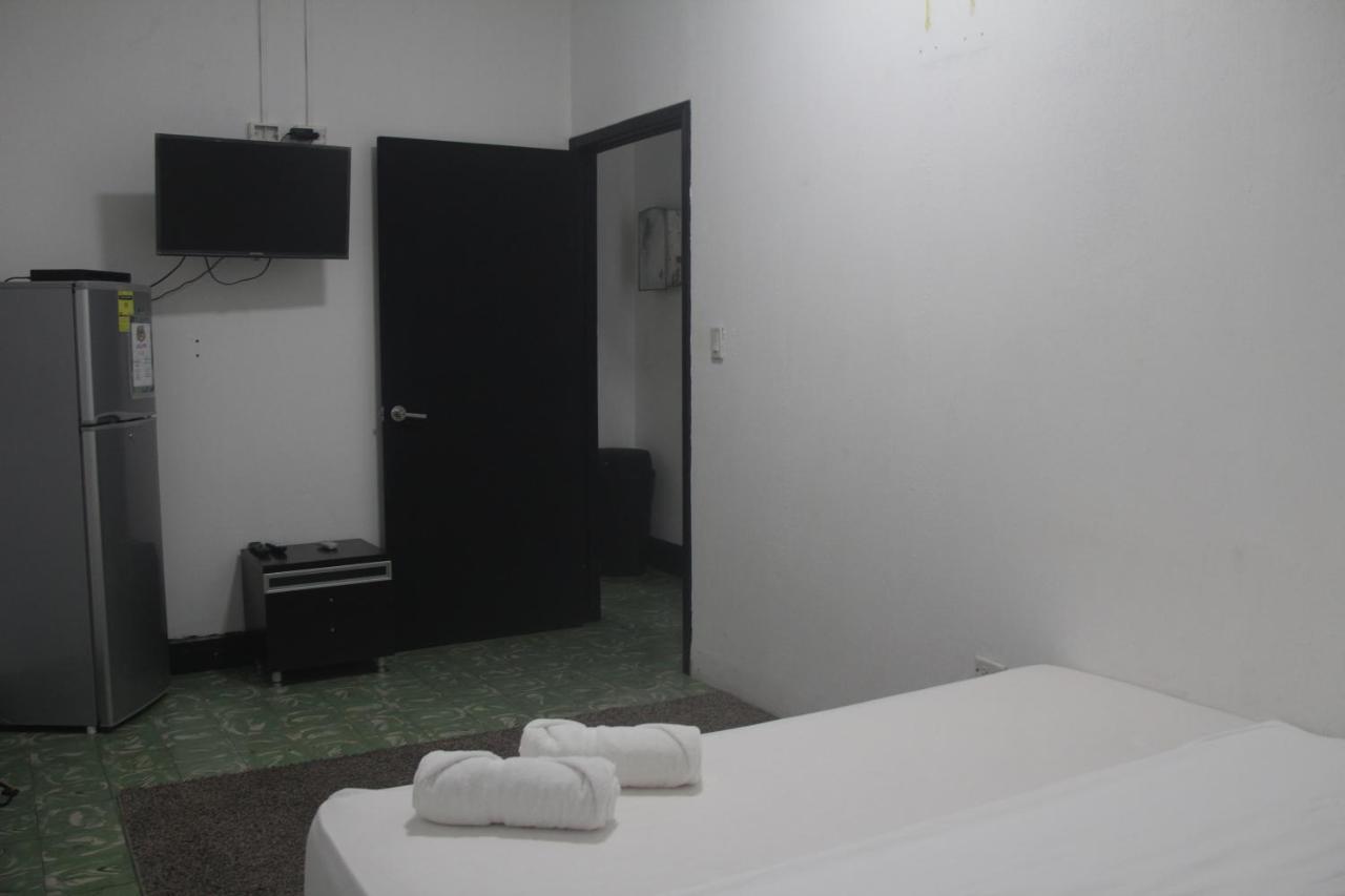 Eden`s Garden Hostel Panama Dış mekan fotoğraf